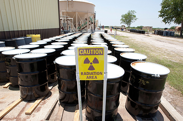 Číňané se v Gruzii pokoušeli nelegálně koupit uran za 9 miliard, hrozí jim vězení