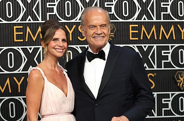 V sedmdesátce další dítě. Hvězda seriálu Frasier je osminásobným otcem