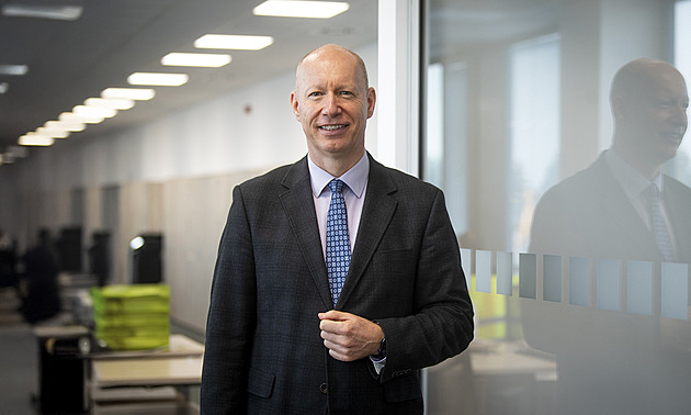 Trochu jsme se vrátili do čipové krize, jde o politické rozhodnutí, říká šéf Toyoty Kiml