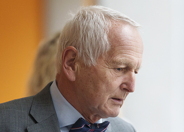 Životní zklamání. Nespím, vypověděl poškozený Pirk v kauze vydírání v IKEM