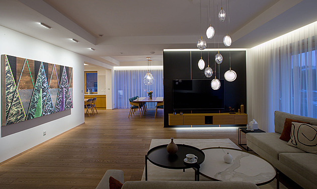 Dům v Beskydech vás okouzlí prostorem pro rodiče i děti. Místem se nešetřilo