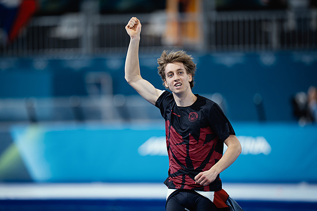Jílek je olympijským šampionem! Ovládl rychlobruslařskou trať na 10 000 metrů