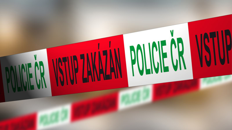 Hrůzný nález na Příbramsku. Kolemjdoucí objevili lidské tělo, na místě zasahovali potápěči