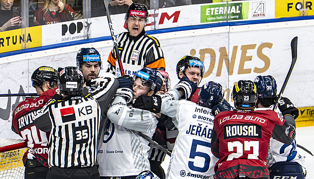 Postupová matematika: kdo na koho narazí v play off hokejové extraligy?