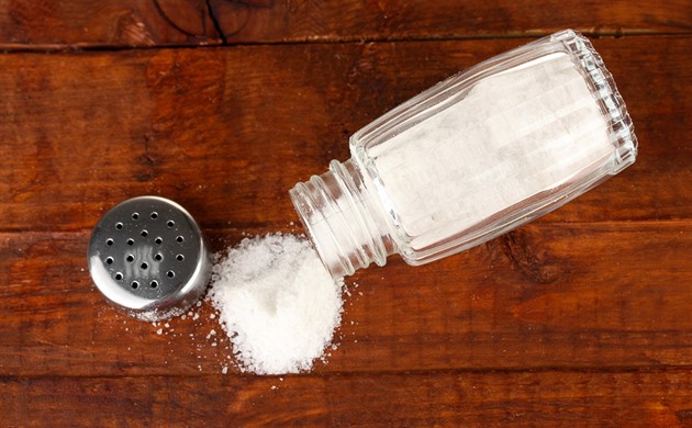 Solná past číhá ve vašem nákupu. Rohlíky a sýry překvapí obsahem soli