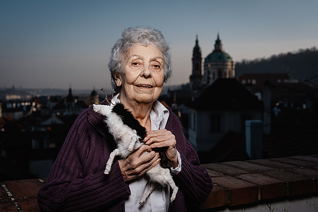 Tulení střeva chutnají jako jitrnice, čerstvý sobí morek je lahůdka, líčí cestovatelka