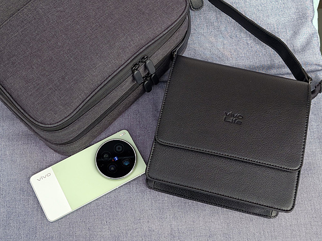 Toto je nejdražší smartphone z Číny. Můžete k němu mít dvě kabelky příslušenství