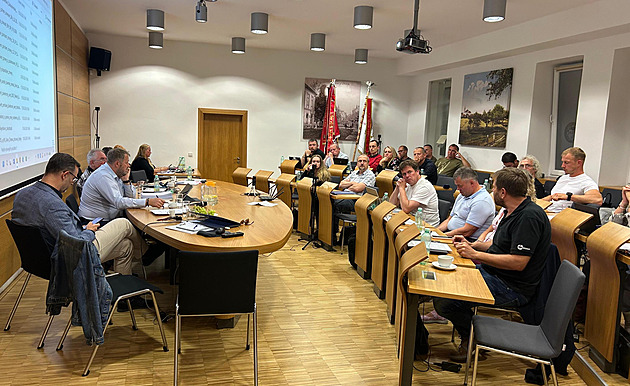 Starosta Lišova čelí pokutě za projekty, kolegové po něm chtějí 1,7 milionu